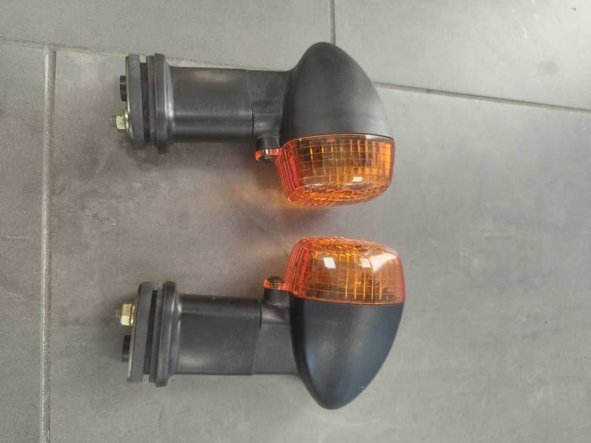 Kierunkowskazy Prawy Lewy Przód Kawasaki Z750 ZX-6R ZX9R [3434]