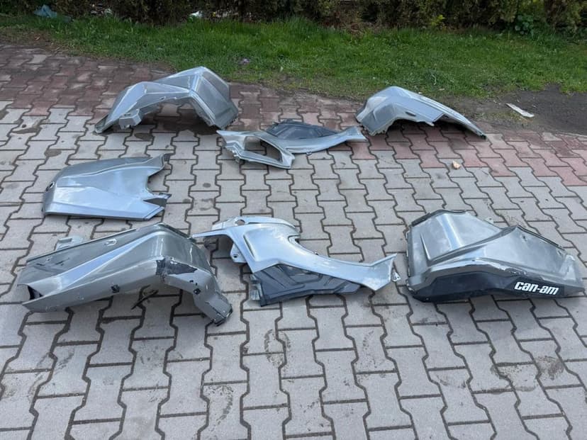 Komplet plastików Can-Am Outlander g2