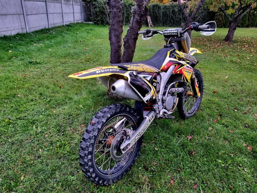 Suzuki rmz 250 z 09r