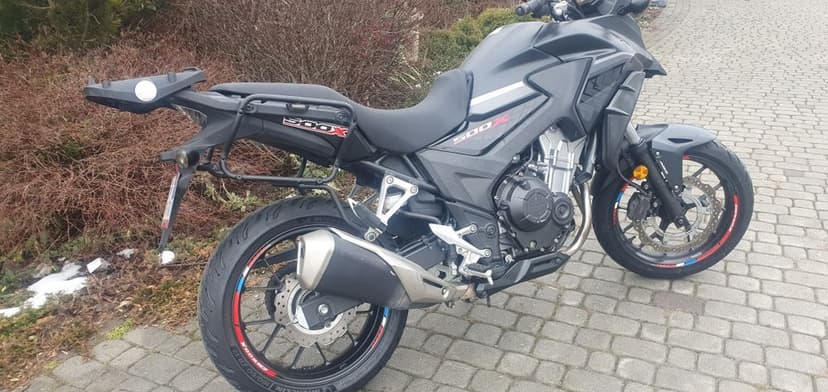 Honda cb500 x f 35 kv.  Honda nc750x