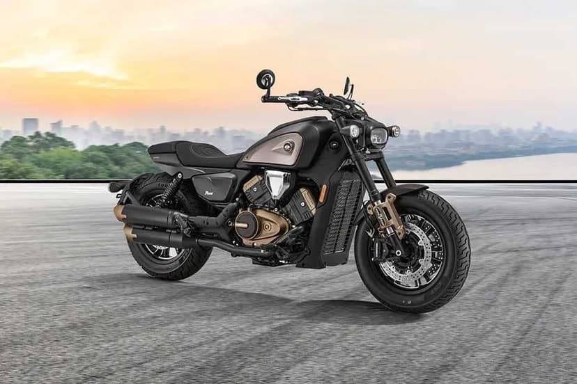 Motocykl Cruiser ,QJMOTOR SRV 600V z silnikiem V4 CHOPPER Rocznik 2026