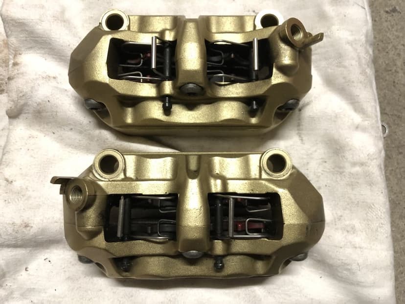 Bmw S1000rr Zaciski Hamulcowe Przód Brembo Złote Komplet S1000r