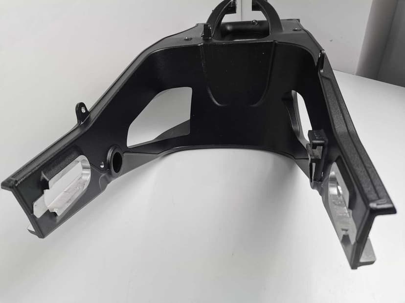 BMW S1000RR bmw s 1000 rr Oryginalny Tylny Wahacz  ŚLICZNY