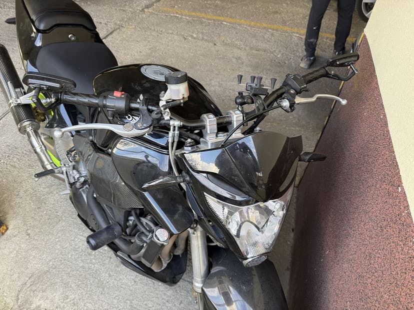 Honda cbr 954rr 2002r
