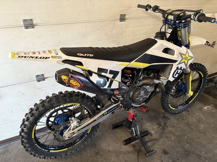 Husqvarna FC 450 Rockstar Edition 2020 TRAX Rekluse FMF sxf  gas gas