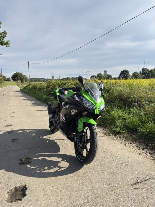 Kawasaki ninja 300/125
