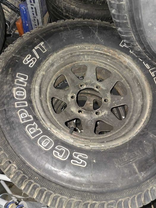 Sprzedam koła Nissan Patrol 15" - komplet