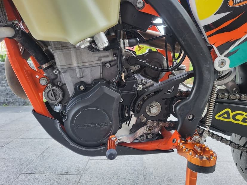 KTM EXC 450 Six Days 2017 – Supermoto – Stan idealny, 1883km przebiegu