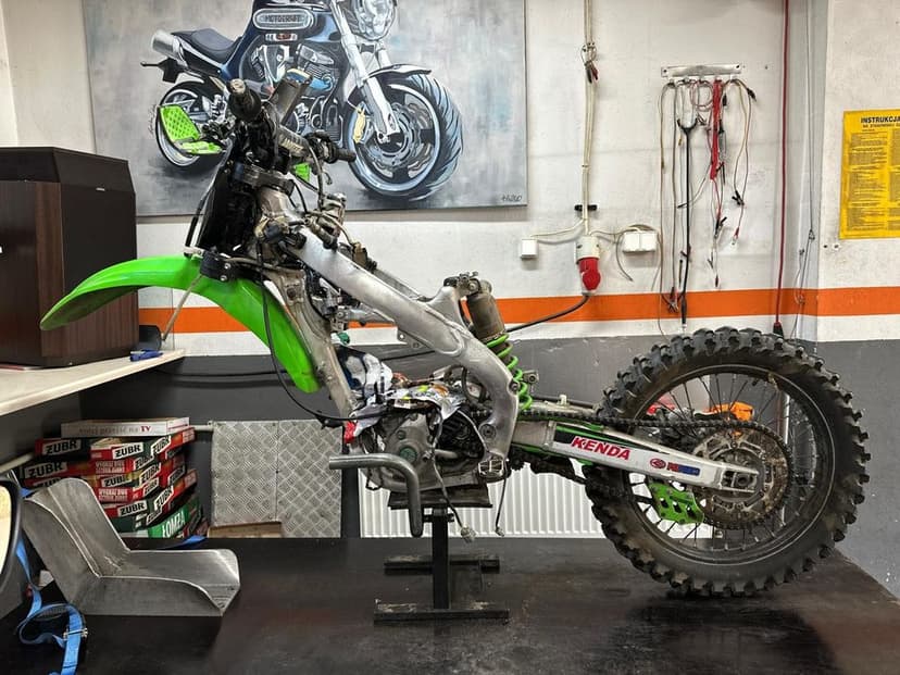 Motocykl Kawasaki KXF 250