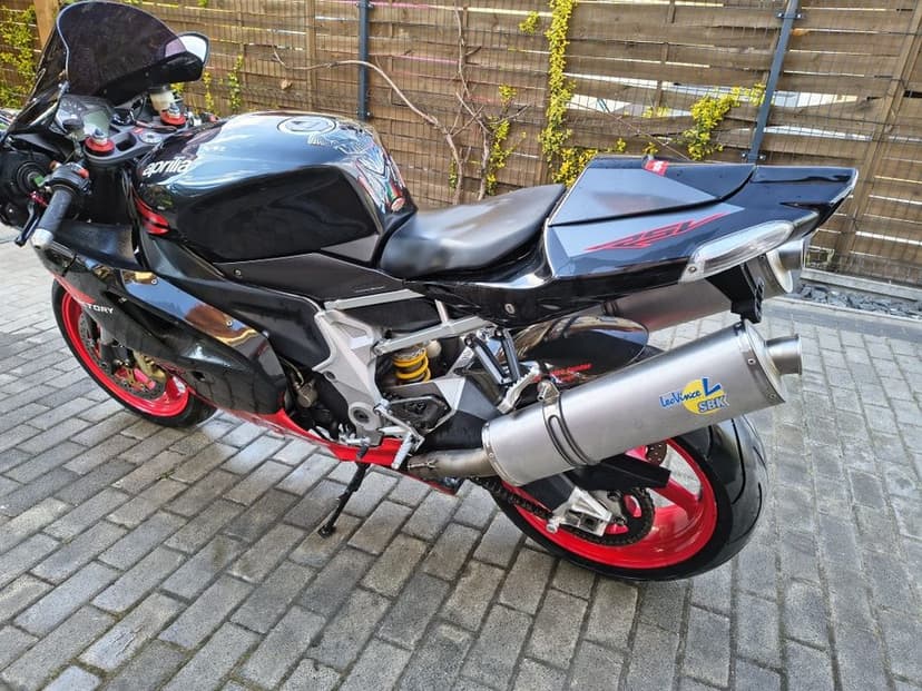 Aprilia rsv4, rsv1000r 2004 rok. Pocisk, tor