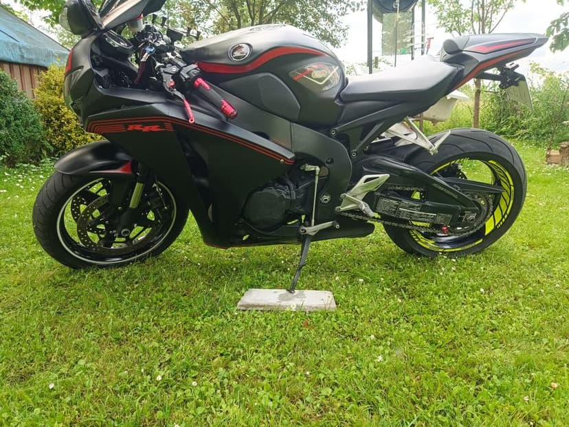 Honda CBR 1000 rr fireblade 2008r