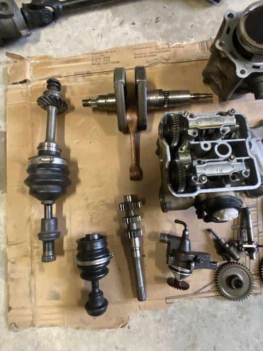 Częśći silnikowe suzuki kingquad 700 759 skrzynia głowica cylinder