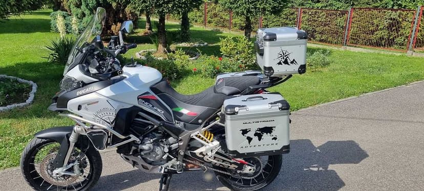 Multistrada Enduro Salon Polska Bezwypadkowa  Nowe Desmo Opony Napęd Doinwestowana Prywatnie Warto GS V-Strom KTM