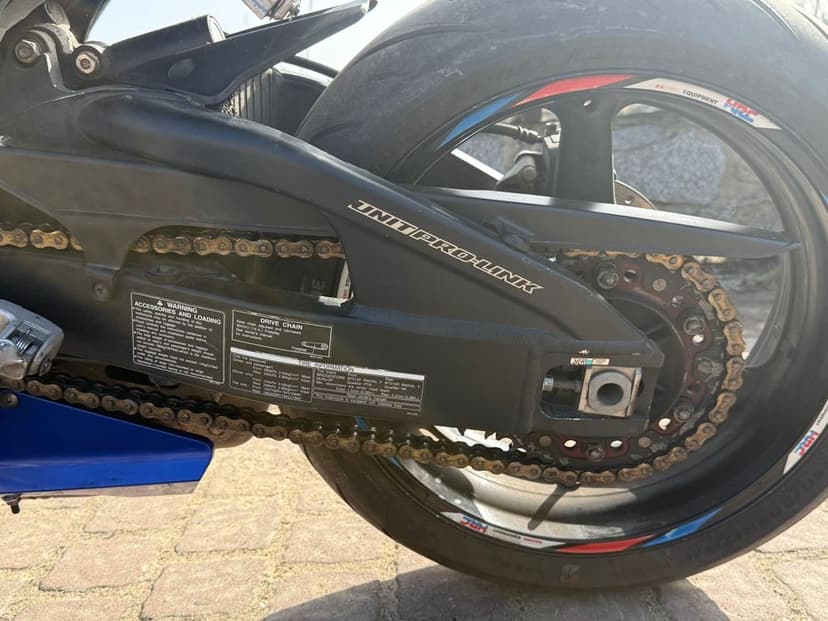 Honda cbr 1000 rr sc 59