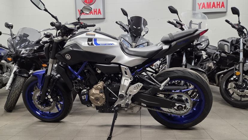 Yamaha MT-07 ABS 5 sztuk 35kw A2 Filmik Moto-Pasja