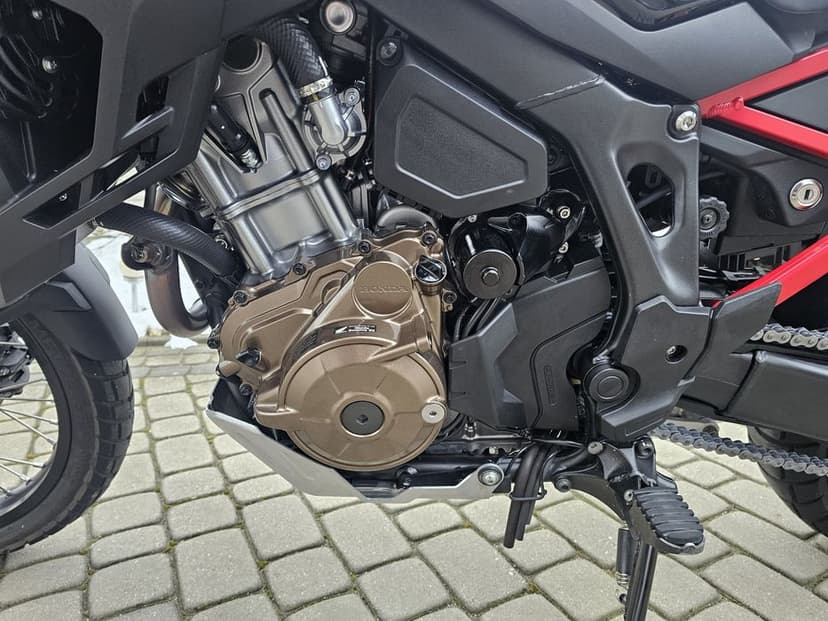 Honda CRF 1100 Africa Twin, niski przebieg, stan salonowy