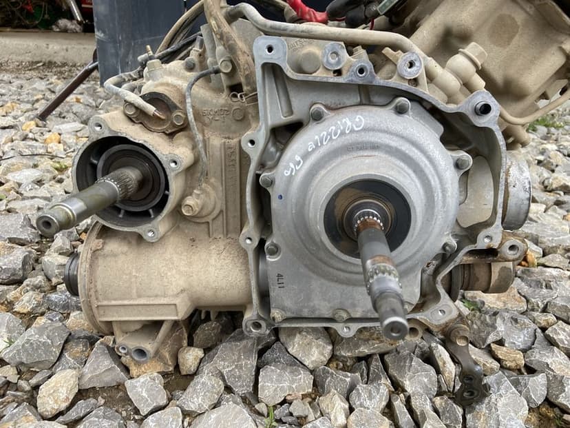 Yamaha grizzly 660 silnik głowica kartery tłok magneto stator dzwon