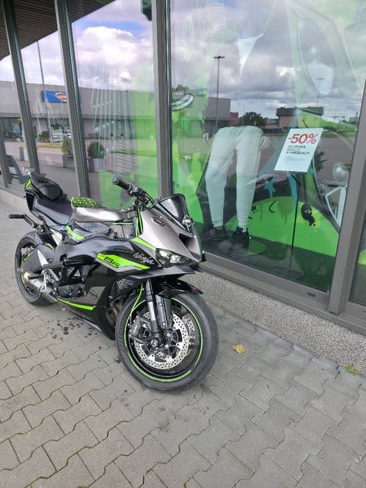 Kawasaki zx6r 2024 stunt