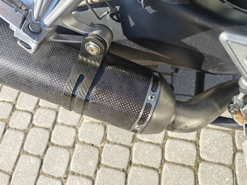 Wydech tłumik Akrapovic Yamaha fz1