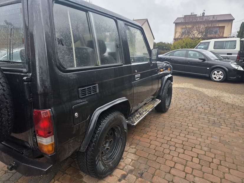 Toyota Land Cruiser LJ 70 terenowy 4x4 klasyk
