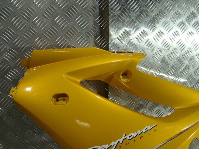 OWIEWKA BOK TRIUMPH DAYTONA 675 TRIPLE