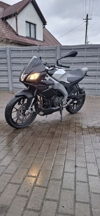 Aprilia rs4 tuono 125