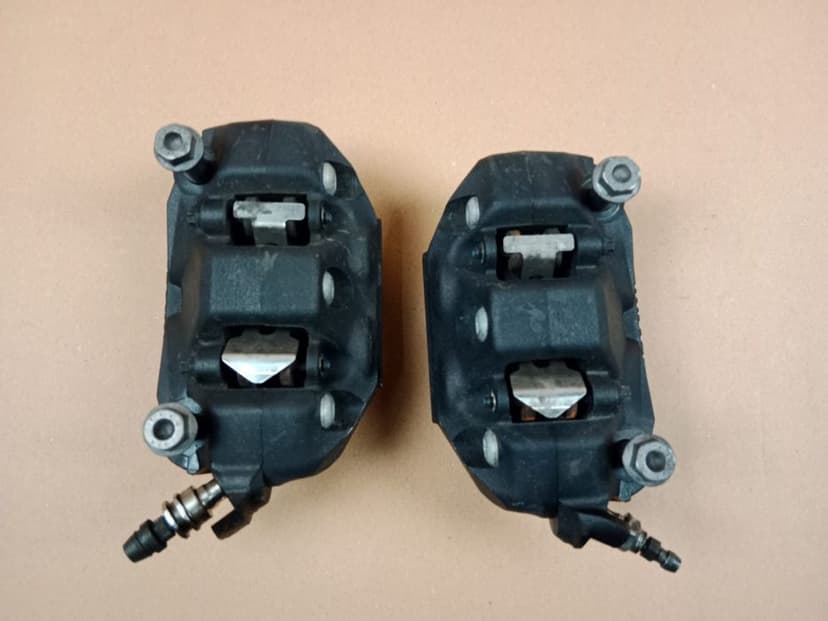 Bmw R1250 GS K50 K51 Zaciski Hamulcowe Przód Zacisk Hamulcowy L + P