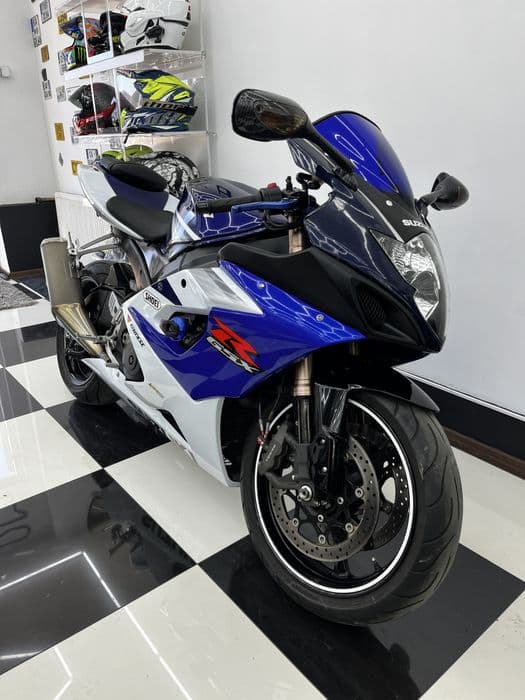 Suzuki GSXR1000 K5 gsxr 1000 Niemcy sport R1 CBR ZX S