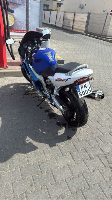 Honda CBR 600f 2001rok