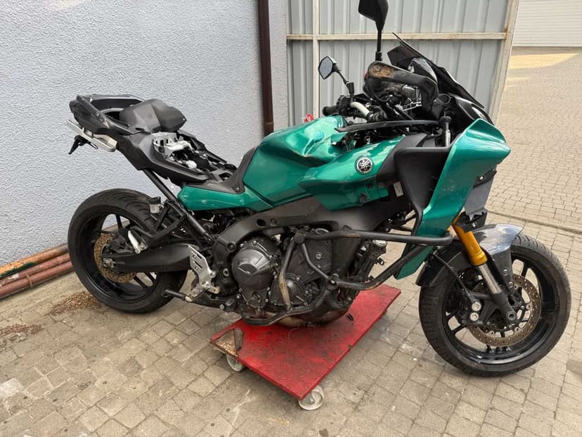 Yamaha MT-09, Tracer 9, 2021r uszkodzony, dokumenty