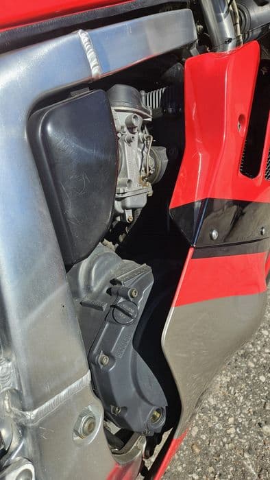 Suzuki GSX-R 1100 GV73C ostatni olejak, stan BDB