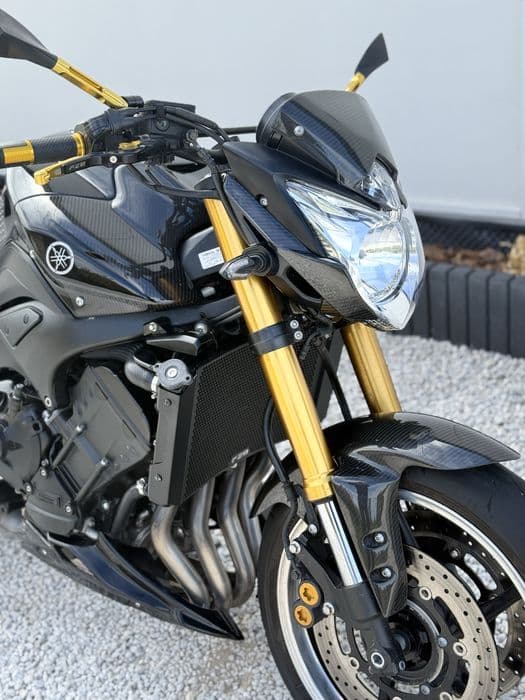 Yamaha FZ8N-Carbon & black- doinwestowana- bardzo ładny stan- Polecam