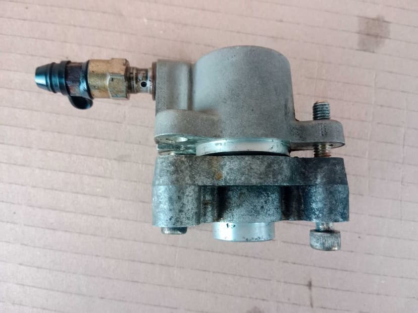 Aprilia Tuono RSV 1000 Mille Wysprzęglik Sprzęgła 02-05