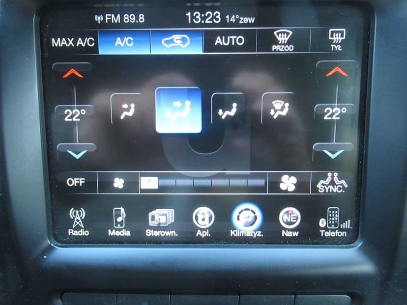 Sprzedam  MULTIMEDIA  - JEEP CHerokee