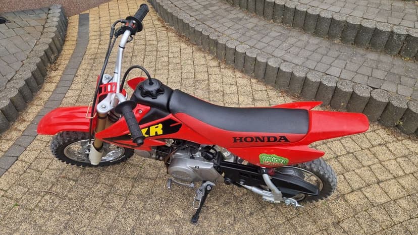 Honda XR50R (CRF 50) czerwona