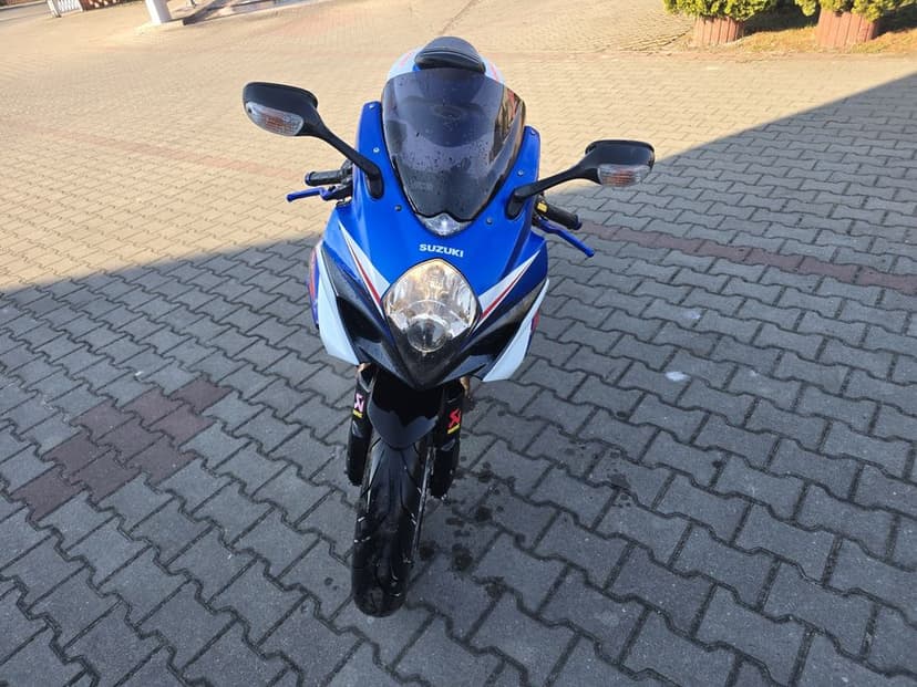 Suzuki Gsxr k7 1000