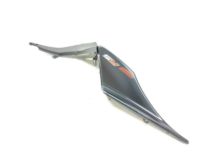 APRILIA RS4 TUONO 125 Ogon Zadupek Prawy Owiewka Tylna