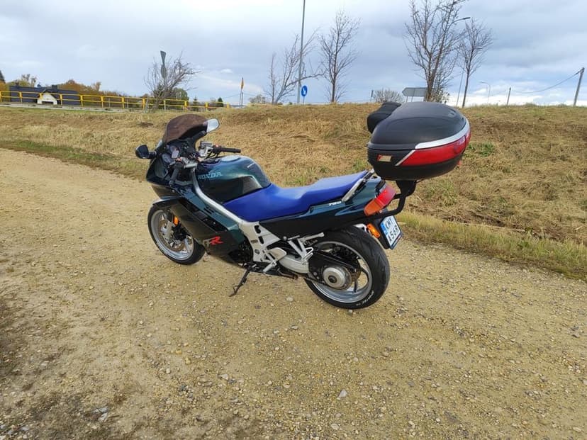 Honda vfr 750 super stan mozliwy transport