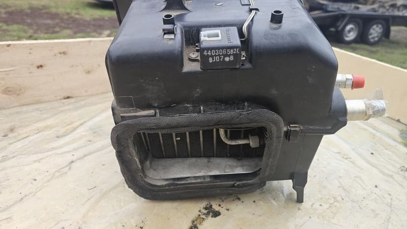 Nissan Patrol y60 klimatyzacja parownik R134a