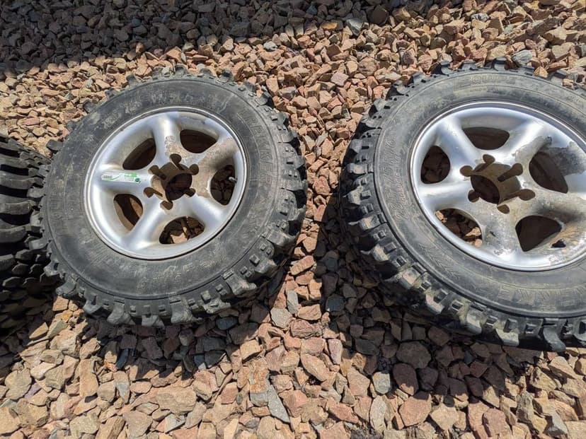 Koła terenowe 235/75 R16 typu SIMEX | 6x139,7 | ET10 | Nissan Patrol / Opel Frontera