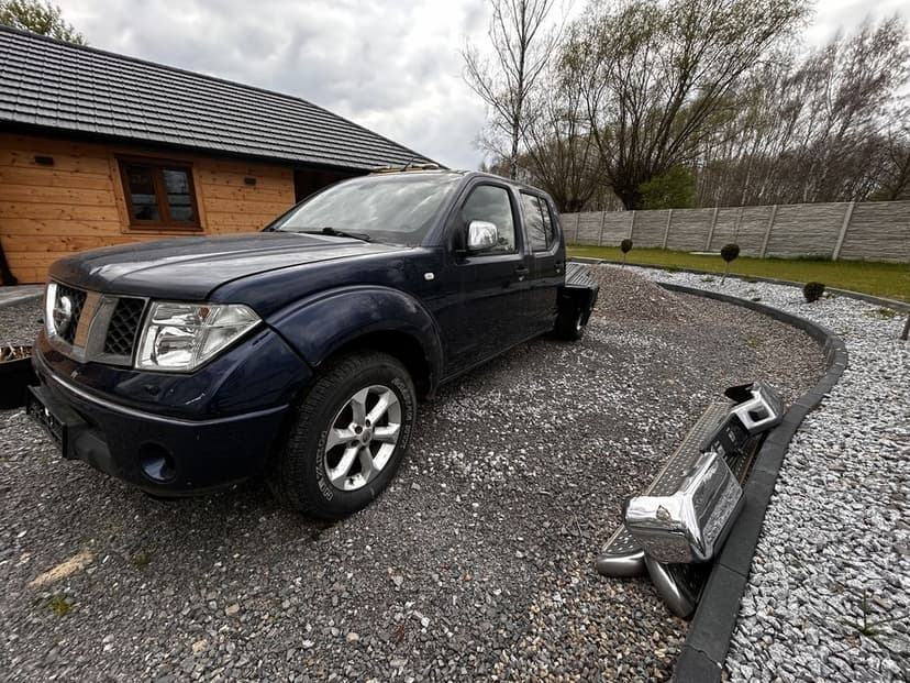 Nissan navara (pick up)
