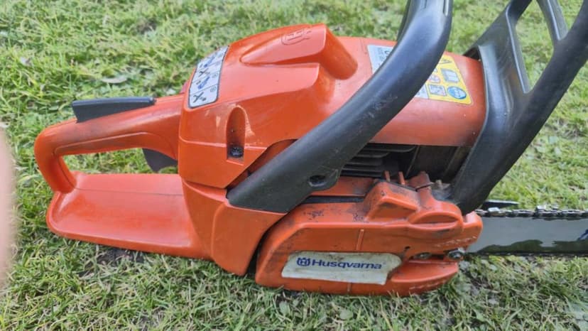 Pilarka Husqvarna 236