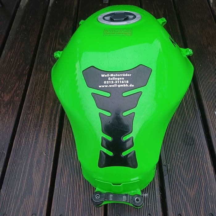 Zbiornik Kawasaki Ninja 250r Koło Lampa Owiewka Ninja 250r