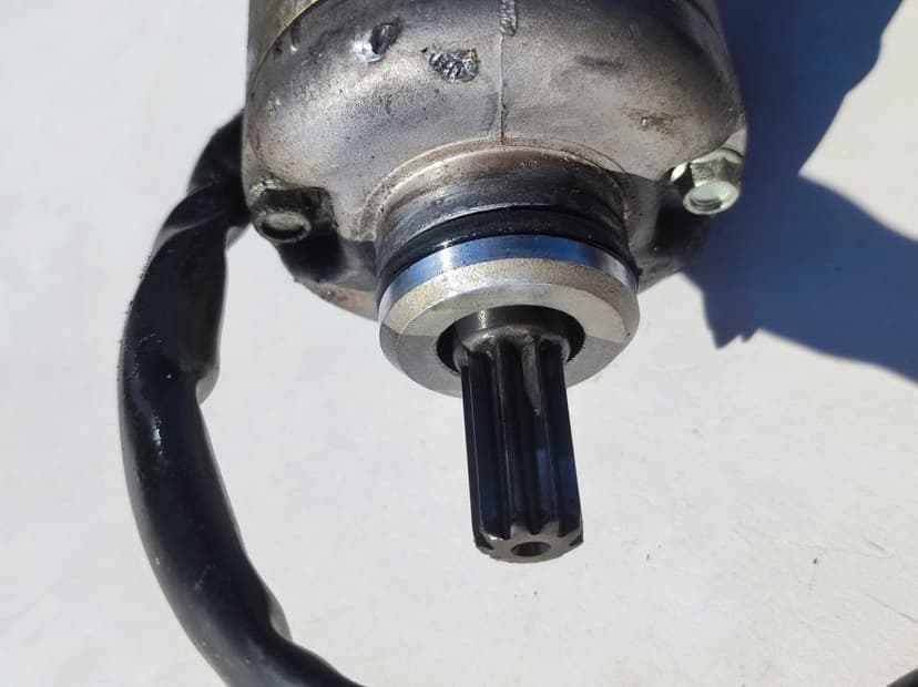 Yamaha FZ6 (2004–2009) Rozrusznik – MITSUBA SM-14 12V