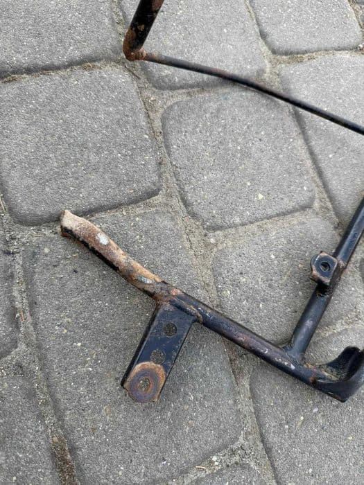 stelaz stopnia Suzuki LTZ 400 r 03-08 zapietki podloga podest