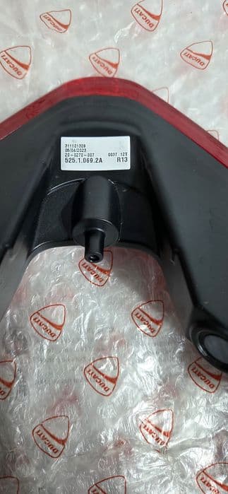 Ducati Panigale V2/V4, Streetfighter V2/V4 lampa tył
