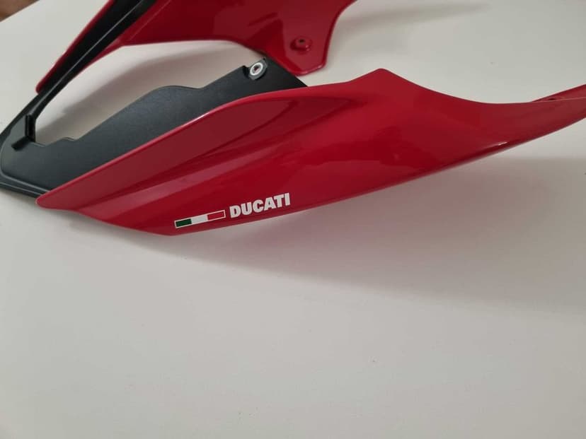 Ducati Panigale Streetfighter V2 V4 stelaż zadupek ogon