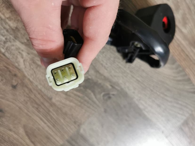 Yamaha raptor grizzly przełącznik zespolony lewy przycisk