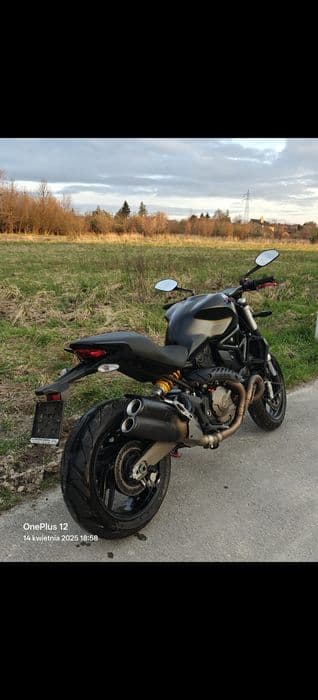 Ducati Monster 821