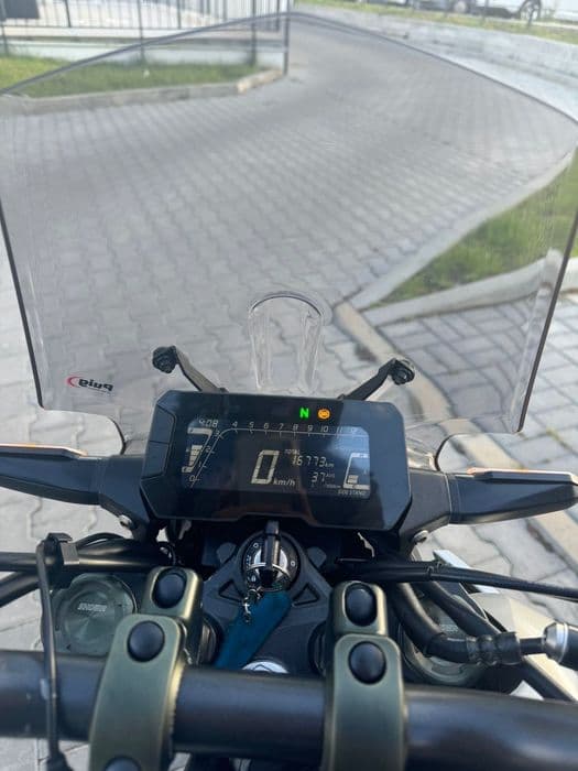 Motocykl Honda CB300R
